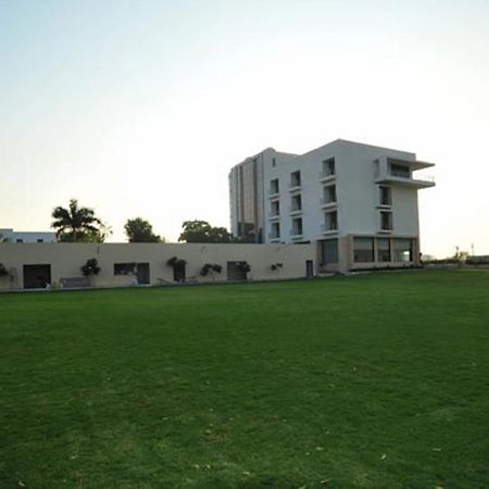 Krsna Lila By The Blues Otel Sānand Dış mekan fotoğraf